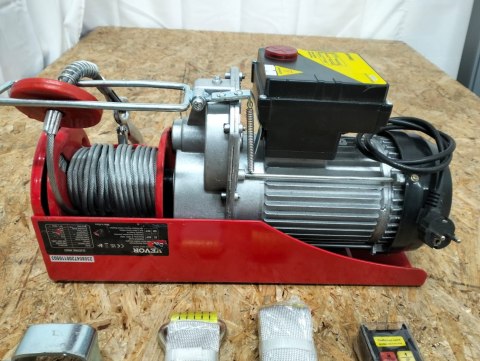 VEVOR Wciągarka kablowa 1000 kg z pilotem zdalnego sterowania 1600 W VEVOR Wciągarka kablowa 1000 kg z pilotem zdalnego sterowania 1600 W