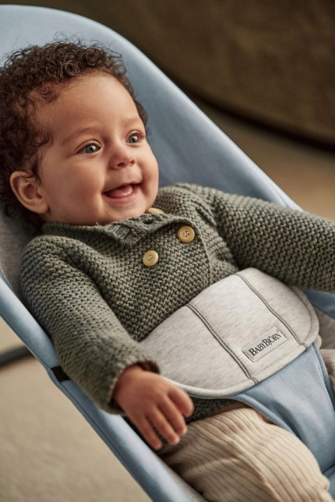 BABYBJORN leżaczek BALANCE SOFT WOVEN/JERSEY - Niebieski/Szary BABYBJORN leżaczek BALANCE SOFT WOVEN/JERSEY - Niebieski/Szary
