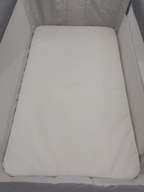 Chicco next2me Essential łóżeczko do 9kg grey Chicco next2me Essential łóżeczko do 9kg grey
