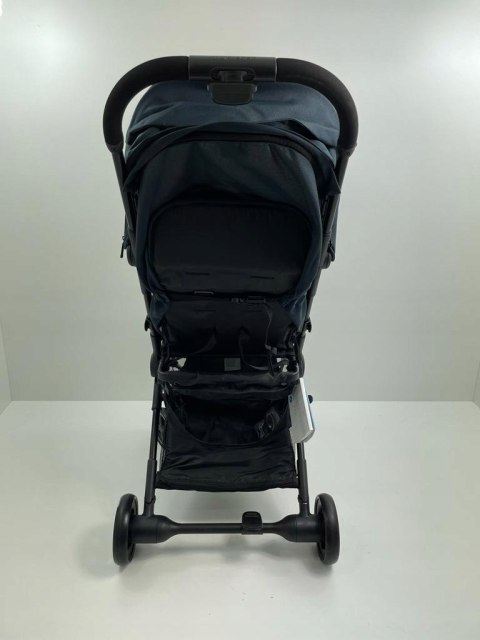 Wózek spacerowy Maxi-Cosi Lara2 Essential Graphite Wózek spacerowy Maxi-Cosi Lara2 Essential Graphite