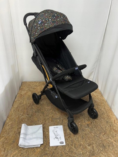 Chicco Glee lekki wózek spacerowy do 22 kg Chicco Glee lekki wózek spacerowy do 22 kg