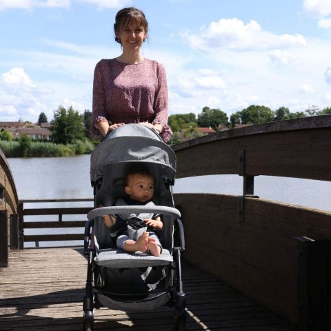 Niania Kompaktowy Wózek Spacerowy Lili Grey Niania Kompaktowy Wózek Spacerowy Lili Grey
