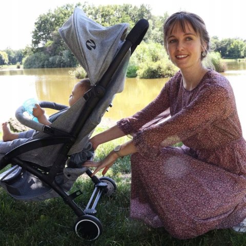 Niania Kompaktowy Wózek Spacerowy Lili Grey Niania Kompaktowy Wózek Spacerowy Lili Grey