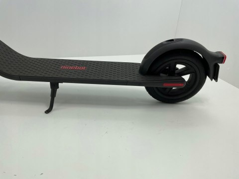 Segway E22D Hulajnoga elektryczna do 20km/h Segway E22D Hulajnoga elektryczna do 20km/h