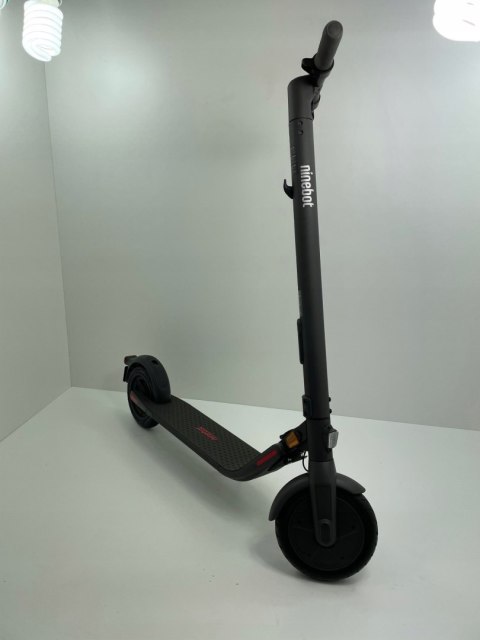 Segway E22D Hulajnoga elektryczna do 20km/h Segway E22D Hulajnoga elektryczna do 20km/h