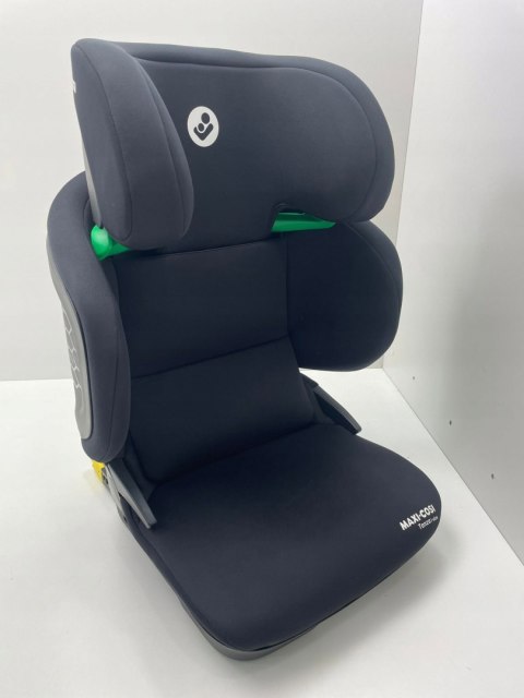 Fotelik Maxi Cosi Tanza i-size 15-36kg 100-150cm full black Fotelik Maxi Cosi Tanza i-size 15-36kg 100-150cm full black