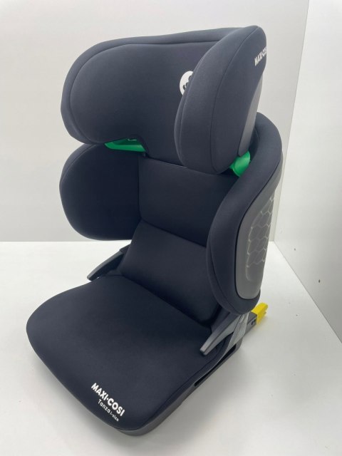 Fotelik Maxi Cosi Tanza i-size 15-36kg 100-150cm full black Fotelik Maxi Cosi Tanza i-size 15-36kg 100-150cm full black