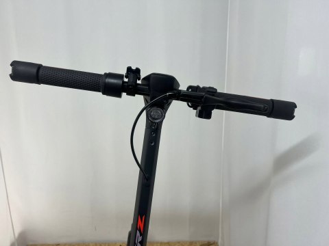 Hulajnoga Aprilia Esrz 300 W Hulajnoga Aprilia Esrz 300 W