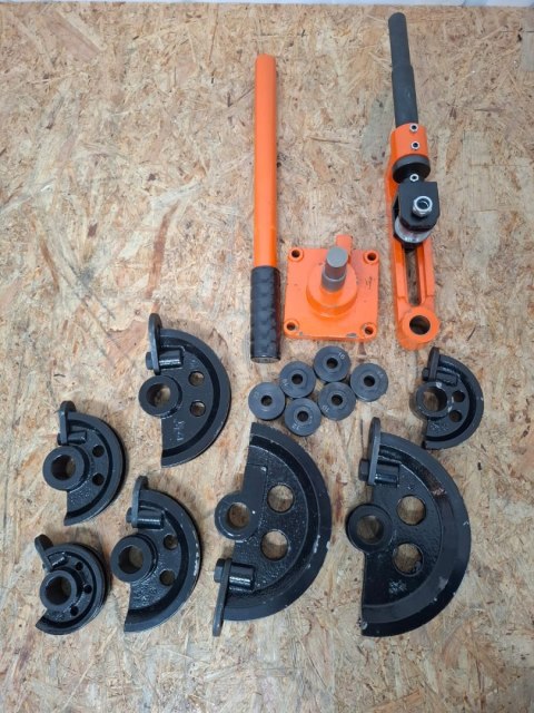 VEVOR Ręczna giętarka do rur 3/8" do 1" 7 matryc VEVOR Ręczna giętarka do rur 3/8" do 1" 7 matryc