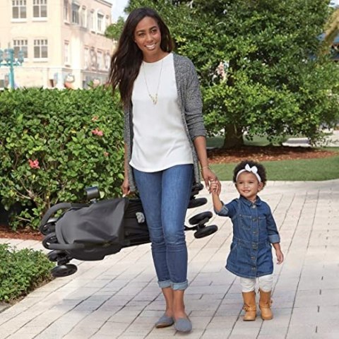 Graco Travelite Lekki mały składany wózek do 15kg Graco Travelite Lekki mały składany wózek do 15kg