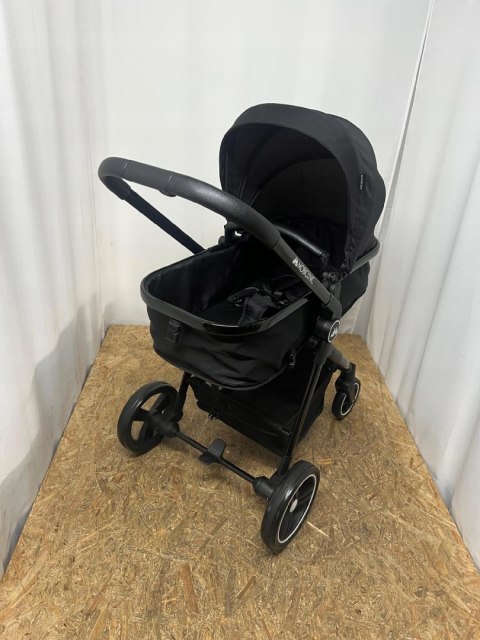 Mobiclinic Kids, Wózek + Gondola, 2 w 1 Ultrakompaktowy Mobiclinic Kids, Wózek + Gondola, 2 w 1 Ultrakompaktowy