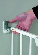 Barierka Safety 1st Wall Fix, regulowana 62 do 102 cm biała