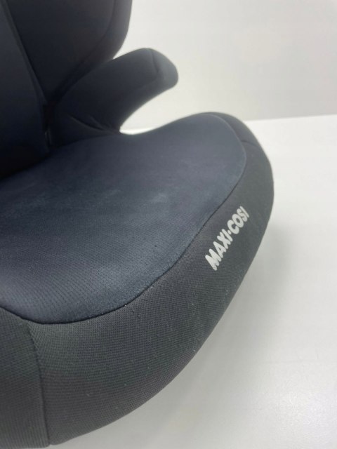Fotelik Maxi-Cosi Tanza 15-36 kg Black Fotelik Maxi-Cosi Tanza 15-36 kg Black