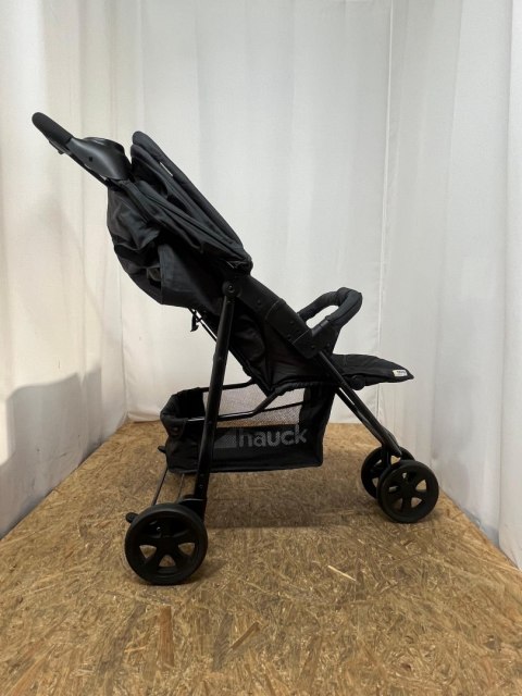 Hauck Wózek spacerowy Citi Neo II Black Hauck Wózek spacerowy Citi Neo II Black