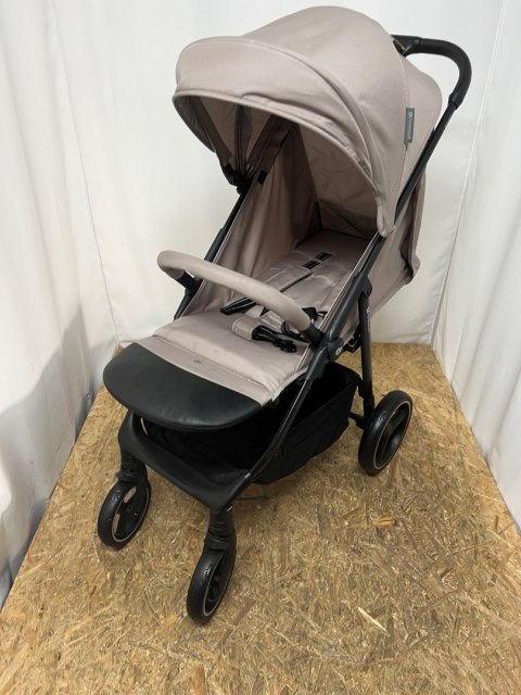 Wózek spacerowy spacerówka do 22 kg lekki TRIG 3 Kinderkraft Beżowy Wózek spacerowy spacerówka do 22 kg lekki TRIG 3 Kinderkraft Beżowy