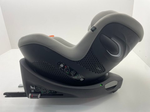 CYBEX Gold fotelik samochodowy Sirona Gi i-Size Comfort z bazą Lava Grey CYBEX Gold fotelik samochodowy Sirona Gi i-Size Comfort z bazą Lava Grey