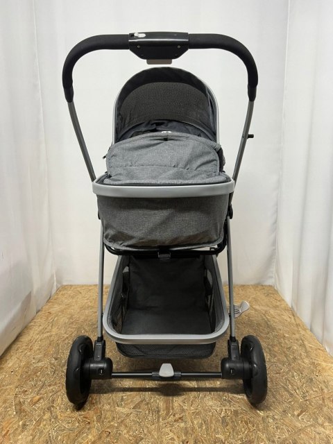 Bebeconfort Hello 2-w-1 wózek spacerowy do 22kg Bebeconfort Hello 2-w-1 wózek spacerowy do 22kg