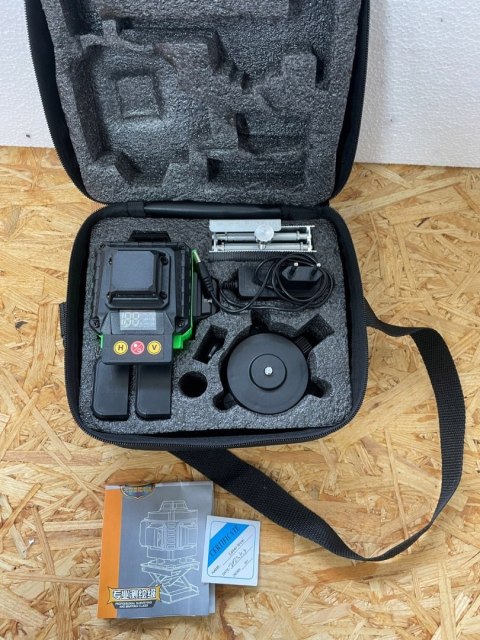 Poziomica Lasera Krzyżowego, 4 X 360° Cztery Przełączane Linie Płaszczyzn Poziomica Lasera Krzyżowego, 4 X 360° Cztery Przełączane Linie Płaszczyzn