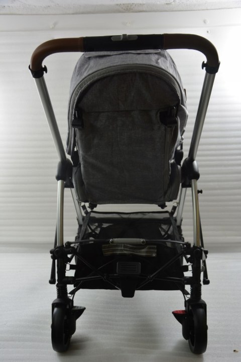 Bebe Confort Mya Wózek spacerowy Bebe Confort Mya Wózek spacerowy