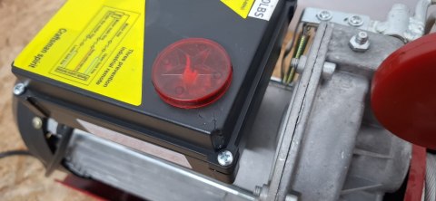 VEVOR Wciągarka kablowa 1000 kg z pilotem zdalnego sterowania 1600 W VEVOR Wciągarka kablowa 1000 kg z pilotem zdalnego sterowania 1600 W