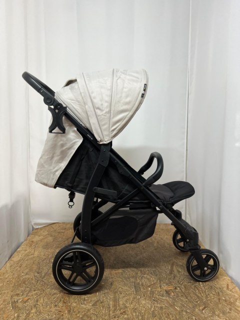 Hauck Wózek spacerowy Rapid 4D 25kg Beige Hauck Wózek spacerowy Rapid 4D 25kg Beige