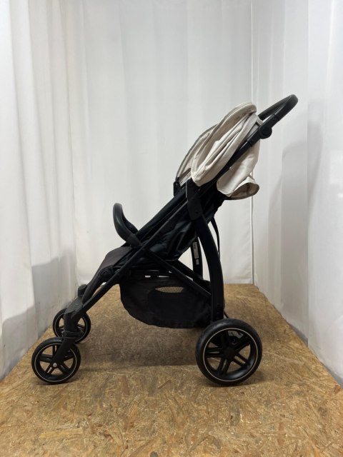 Hauck Wózek spacerowy Rapid 4D 25kg Beige Hauck Wózek spacerowy Rapid 4D 25kg Beige
