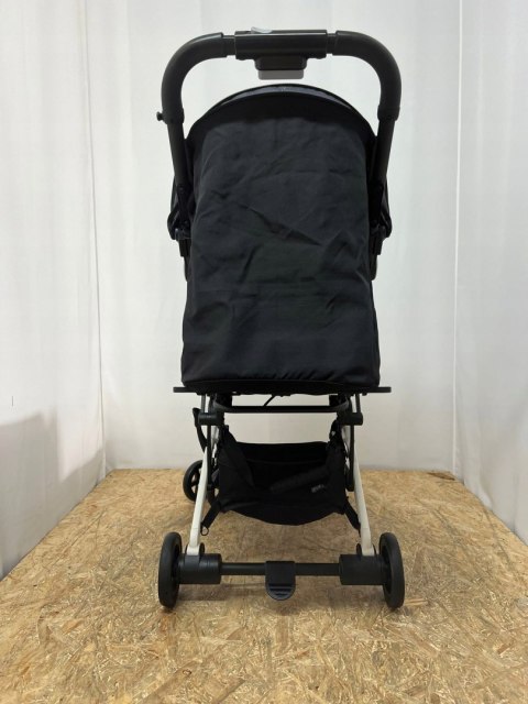 CHICCO Wózek Spacerowy z Pałąkiem Miinimo 3 Black CHICCO Wózek Spacerowy z Pałąkiem Miinimo 3 Black
