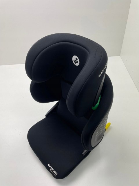 Fotelik Maxi Cosi Tanza i-size 15-36kg 100-150cm full black Fotelik Maxi Cosi Tanza i-size 15-36kg 100-150cm full black