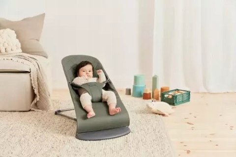 BABYBJORN - leżaczek BLISS Woven-Ciemnozielony BABYBJORN - leżaczek BLISS Woven-Ciemnozielony