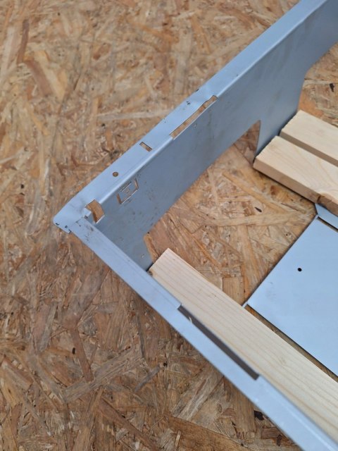 Schneider Resi9 puszka wpuszczana modułowa 2x13 - 645 mm (R9H13292) Schneider Resi9 puszka wpuszczana modułowa 2x13 - 645 mm (R9H13292)
