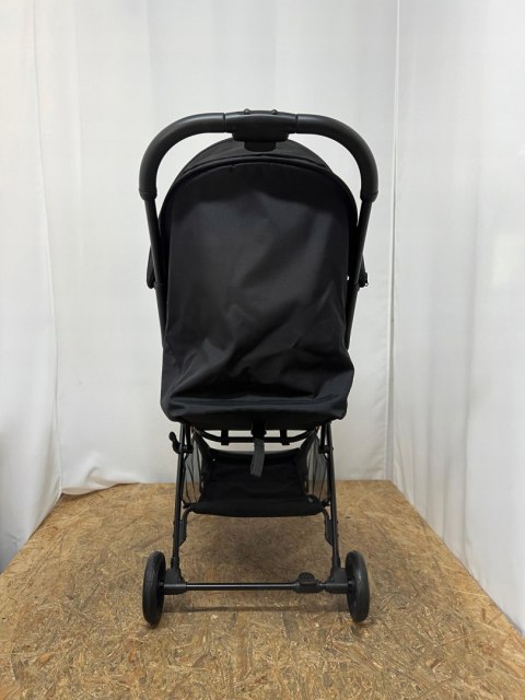 Chicco Glee lekki wózek spacerowy do 22 kg czarny Chicco Glee lekki wózek spacerowy do 22 kg czarny