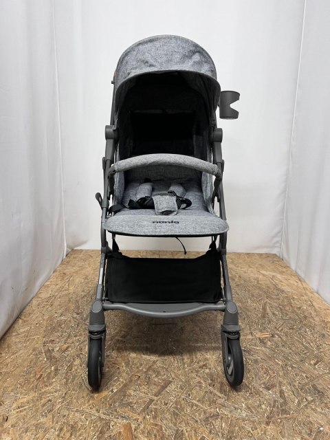Nania Cassy kompaktowy wózek spacerowy 6-36m Nania Cassy kompaktowy wózek spacerowy 6-36m