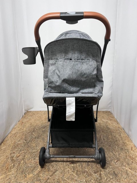 Nania Cassy kompaktowy wózek spacerowy 6-36m Nania Cassy kompaktowy wózek spacerowy 6-36m