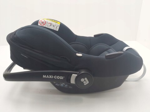 Maxi-Cosi fotelik CabrioFix i-Size 0-12kg Maxi-Cosi fotelik CabrioFix i-Size 0-12kg