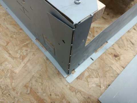 Resi9 skrzynka montażowa do zabudowy 2 x 13 modułów Resi9 skrzynka montażowa do zabudowy 2 x 13 modułów