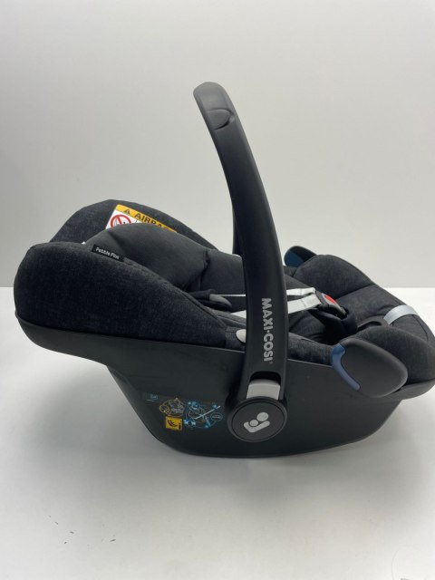 Fotelik dziecięcy Maxi-Cosi Pebble Plus 0-13kg Fotelik dziecięcy Maxi-Cosi Pebble Plus 0-13kg
