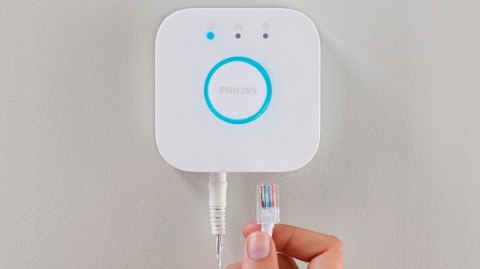 Kinkiet zewnętrzny PHILIPS HUE zintegrowane źródło LED Econic Kinkiet zewnętrzny PHILIPS HUE zintegrowane źródło LED Econic