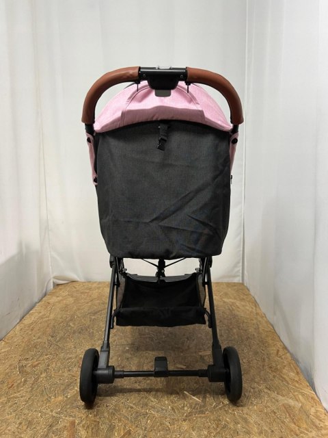 MOMI Estelle Wózek spacerowy dla dzieci do 15kg MOMI Estelle Wózek spacerowy dla dzieci do 15kg