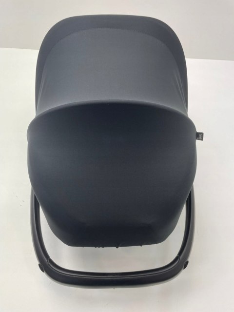 Maxi-Cosi fotelik CabrioFix i-Size 0-12kg Essential Black Maxi-Cosi fotelik CabrioFix i-Size 0-12kg Essential Black