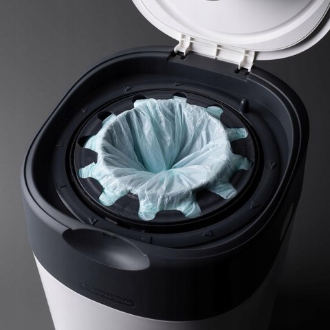 Tommee Tippee Twist & Click kosz na pieluszki 2 wkłady Tommee Tippee Twist & Click kosz na pieluszki 2 wkłady