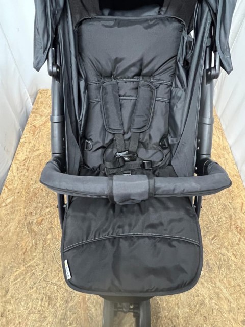 Hauck Wózek spacerowy Citi Neo II Black Hauck Wózek spacerowy Citi Neo II Black