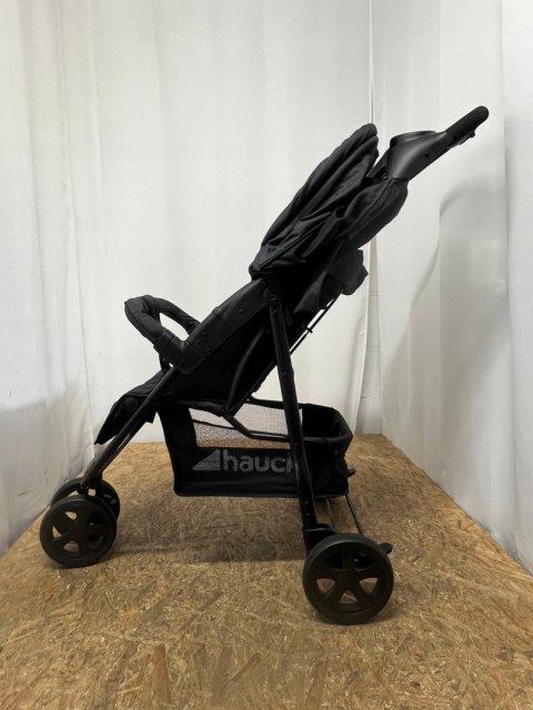 Hauck Wózek spacerowy Citi Neo II Black Hauck Wózek spacerowy Citi Neo II Black