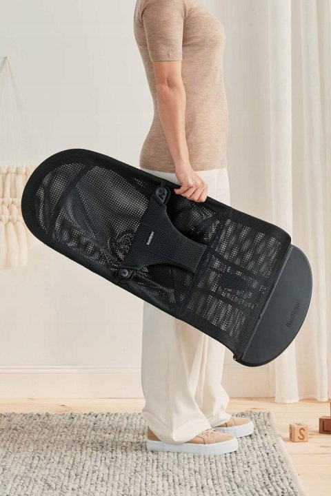 BABYBJORN leżaczek Bliss, siatkowy, czarny BABYBJORN leżaczek Bliss, siatkowy, czarny
