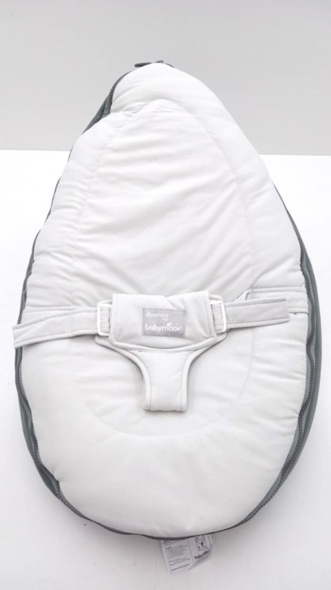 Babymoov Doomoo Nid Pufa leżaczek Giraf Grey 0m+ Babymoov Doomoo Nid Pufa leżaczek Giraf Grey 0m+