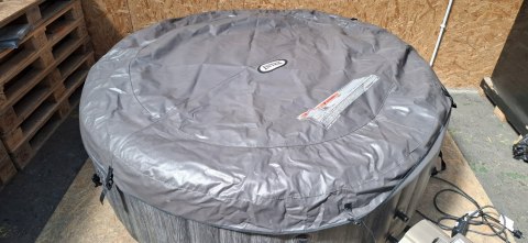 Basen z hydromasażem Spa Greywood INTEX 28440 - 4os. Basen z hydromasażem Spa Greywood INTEX 28440 - 4os.