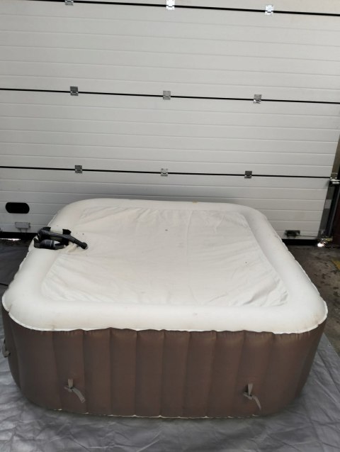 EASE.ZONE 7150015 Basen Jacuzzi Spa Pool3 z hydromasażem Kwadrat 185X185X65 EASE.ZONE 7150015 Basen Jacuzzi Spa Pool3 z hydromasażem Kwadrat 185X185X65