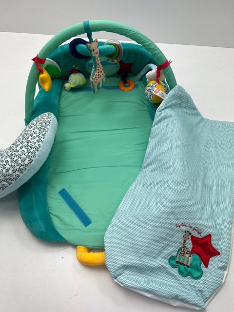 Vulli Mata Edukacyjna Żyrafa Sophie Fresh Touch Vulli Mata Edukacyjna Żyrafa Sophie Fresh Touch