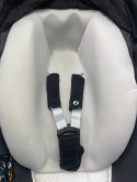 Maxi-Cosi Jade Gondola Essential black