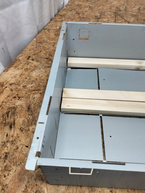 Schneider Electric Resi9 skrzynka montażowa do zabudowy 2 x 13 modułów Schneider Electric Resi9 skrzynka montażowa do zabudowy 2 x 13 modułów