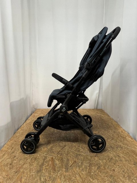 Wózek spacerowy Maxi-Cosi Lara2 Essential Graphite Wózek spacerowy Maxi-Cosi Lara2 Essential Graphite